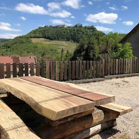 Gite De La Vigne Aux Lacs Hébergement de vacances Voiteur